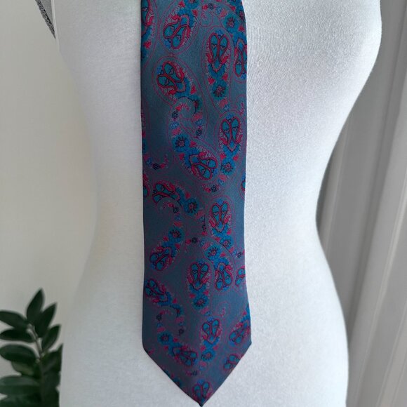 Vintage Holt Renfrew Silk Neck Tie - Picture 2 of 9